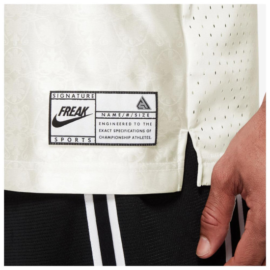 Nike Ανδρική αμάνικη μπλούζα